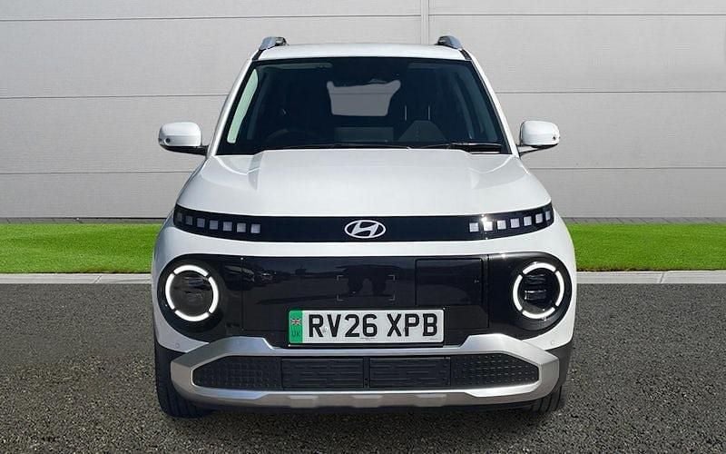 Nouă Hyundai Inster 85 kW (116 CP) 2026 Alb Hatchback