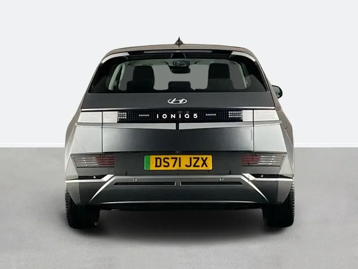 Usado Hyundai Ioniq SE 125 kW (170 CV) 2022 Gris Utilitario