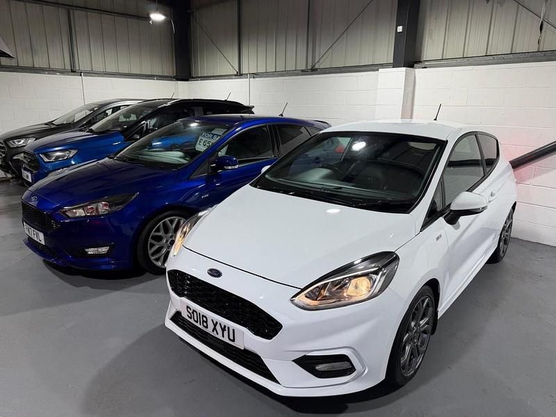 Used Ford Fiesta ST-Line X 125 HP (91 kW) 2018 White Hatchback