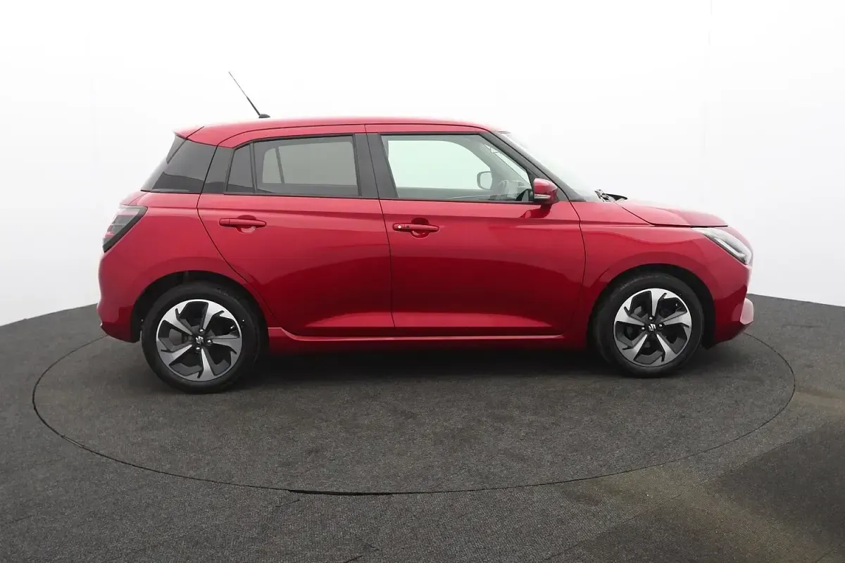 Used Suzuki Swift 82 HP (60 kW) 2024 Red Hatchback