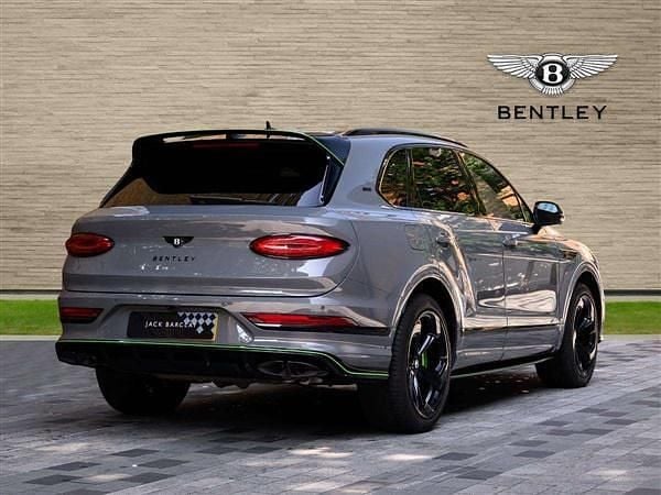 Used Bentley Bentayga 542 HP (398 kW) 2024 Grey SUV