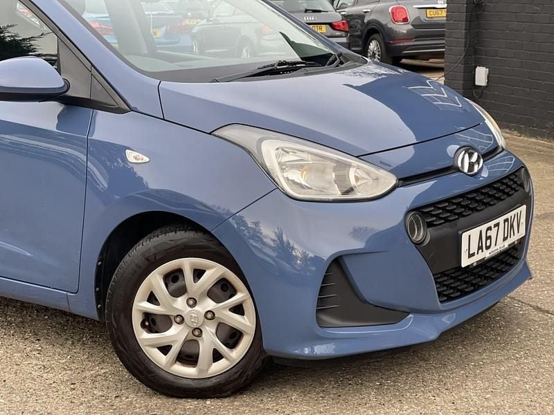 Used Hyundai i10 SE 66 HP (48 kW) 2018 Blue Hatchback