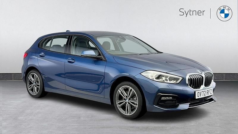 Used BMW 118 Sport Line 134 HP (98 kW) 2022 Blue Hatchback