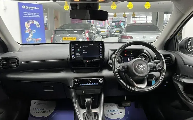 Used Toyota Yaris Design 116 HP (85 kW) 2026 Hatchback