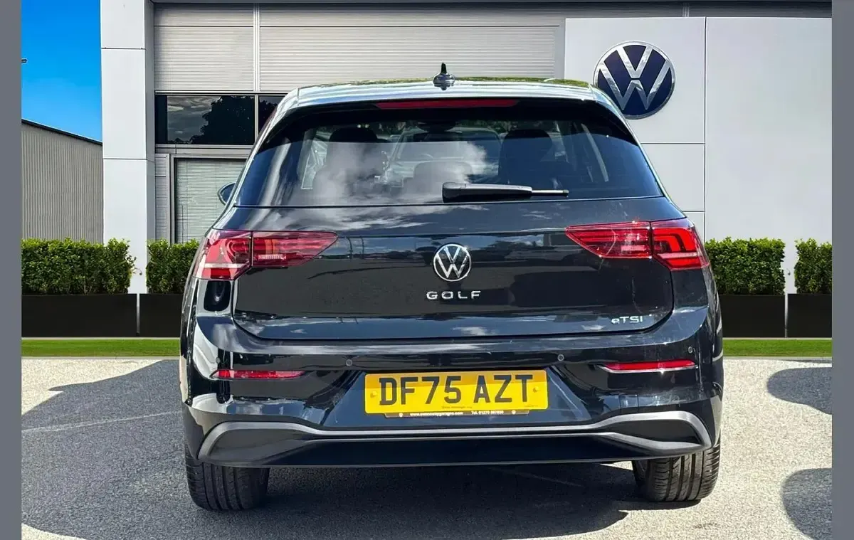 Used VW Golf VIII Match 147 HP (108 kW) 2025 Black Hatchback