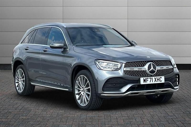 Selenite grey Used 2021 Mercedes E300 AMG Line Premium Estate | £30,991 - Image 1/4
