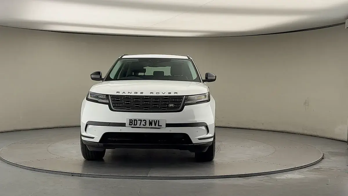 Używany Land Rover Range Rover Velar S 404 KM (297 kW) 2023 Biały SUV