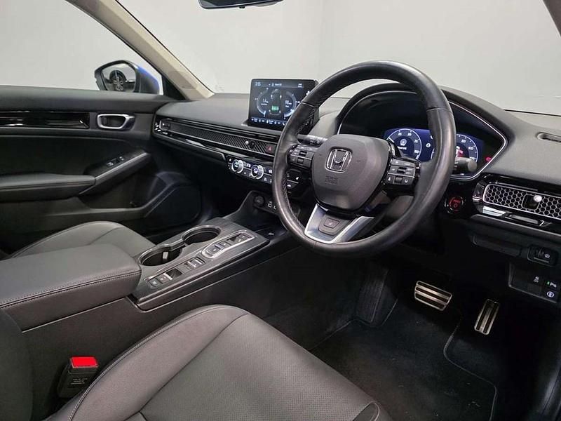 Used Honda Civic Advance 140 HP (102 kW) 2024 Blue Hatchback