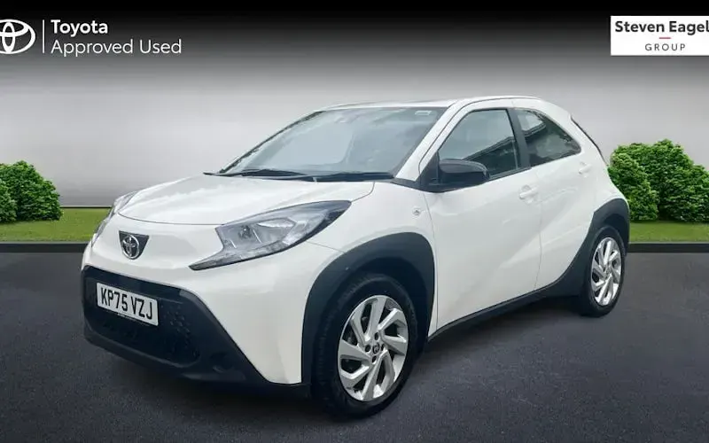 Used Toyota Aygo X PURE 72 HP (52 kW) 2025 SUV