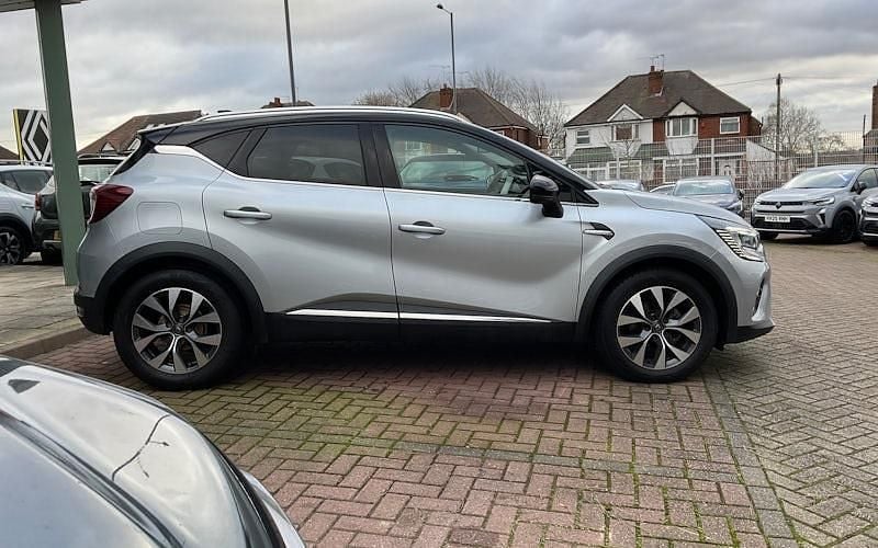 Used Renault Captur Version S 91 HP (66 kW) 2022 SUV