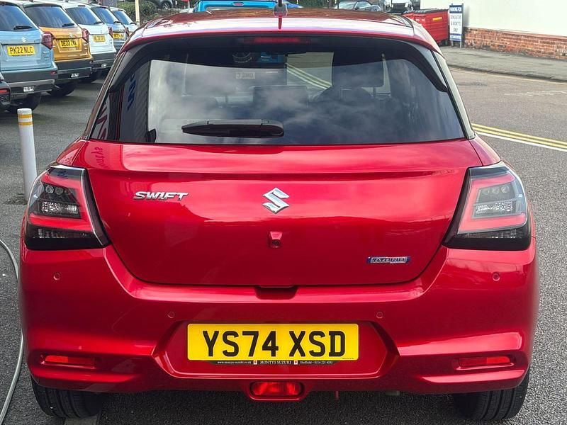 Used Suzuki Swift 82 HP (60 kW) 2025 Red Hatchback