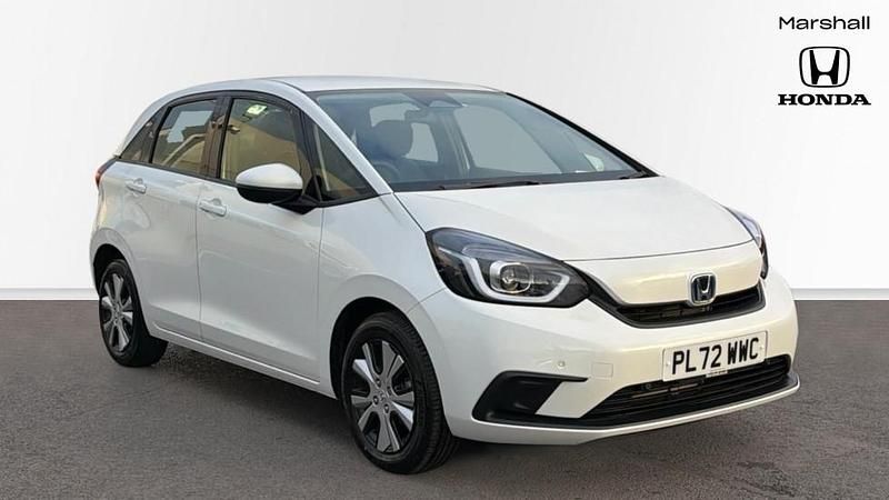 Used Honda Jazz Hybrid 109 HP (80 kW) 2022 White Hatchback