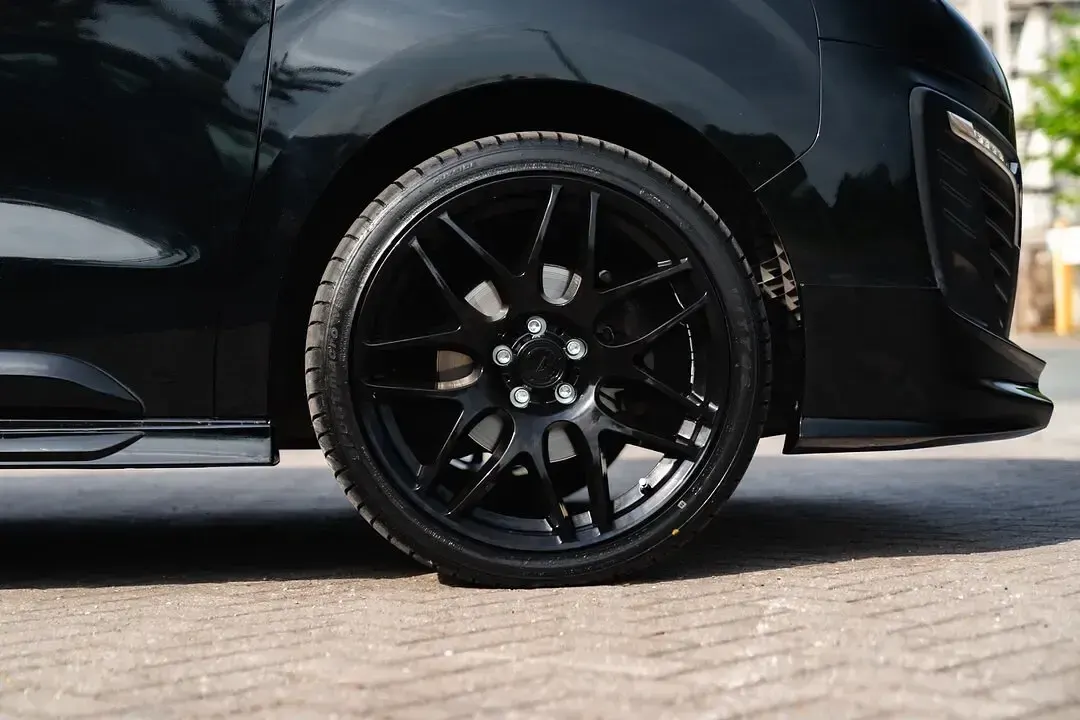 Used Peugeot Expert Premium 2022 Black Van