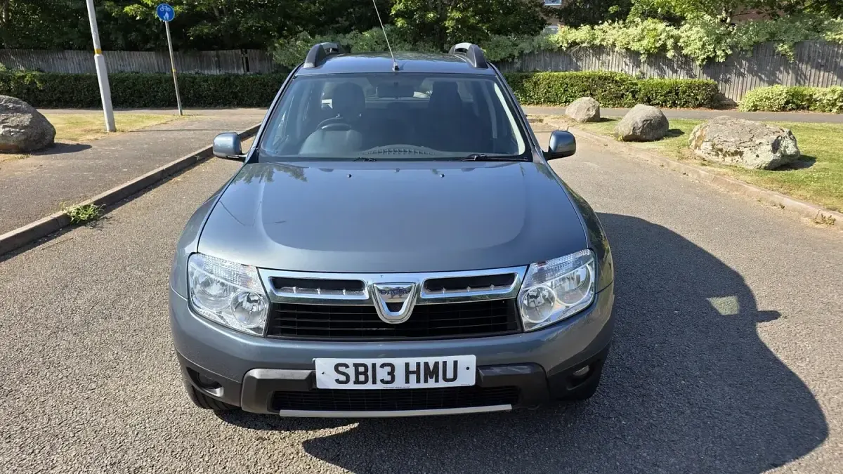 Used Dacia Duster Lauréate 110 HP (80 kW) 2013 Grey SUV