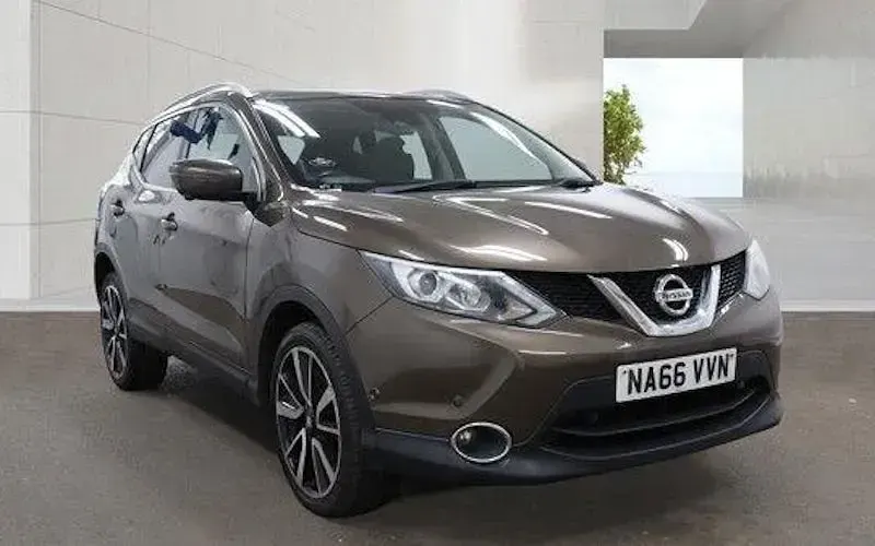 Used Nissan Qashqai Tekna 116 HP (85 kW) 2016 SUV