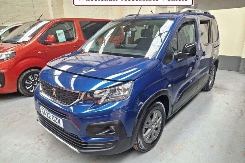 Blue Used 2022 Peugeot Rifter Allure MPV | £15,495 (Good price) - Image 1/1