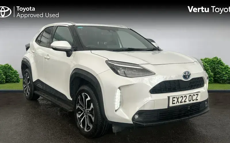 Second-hand Toyota Yaris Hybrid Design 116 CP (85 kW) 2026 Break