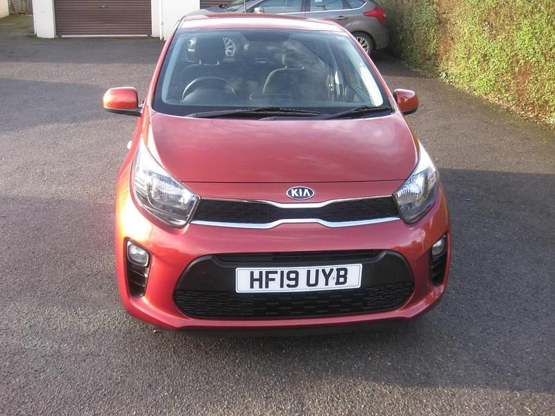 Used Kia Picanto 83 HP (61 kW) 2019 Orange Hatchback