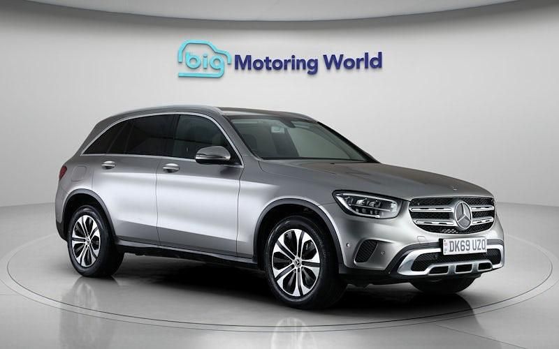 Used Mercedes GLC220 194 HP (142 kW) 2019 Silver Estate