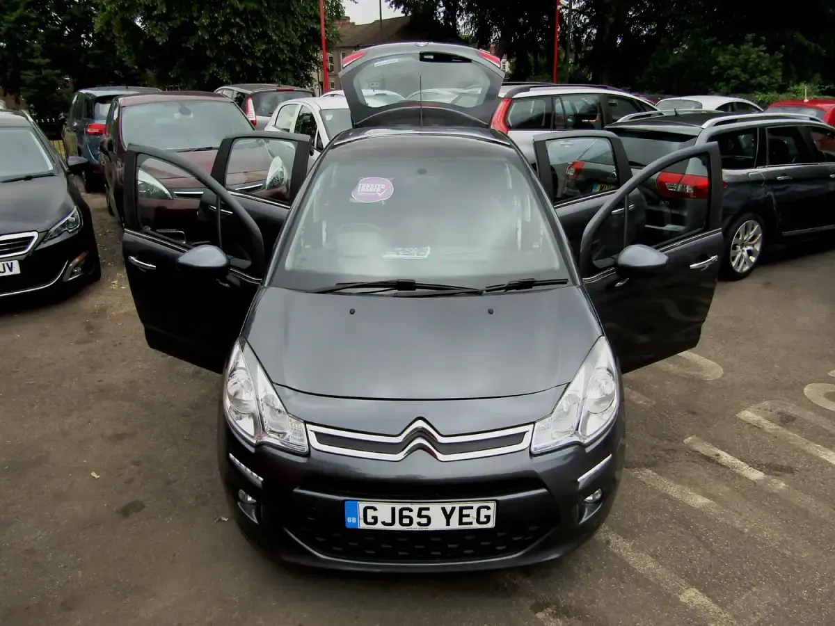 Used Citroën C3 VTR Sport 75 HP (55 kW) 2015 Grey Hatchback