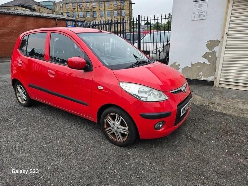 Red Used 2009 Hyundai i10 Comfort Hatchback | £990 (Good price) - Image 1/4