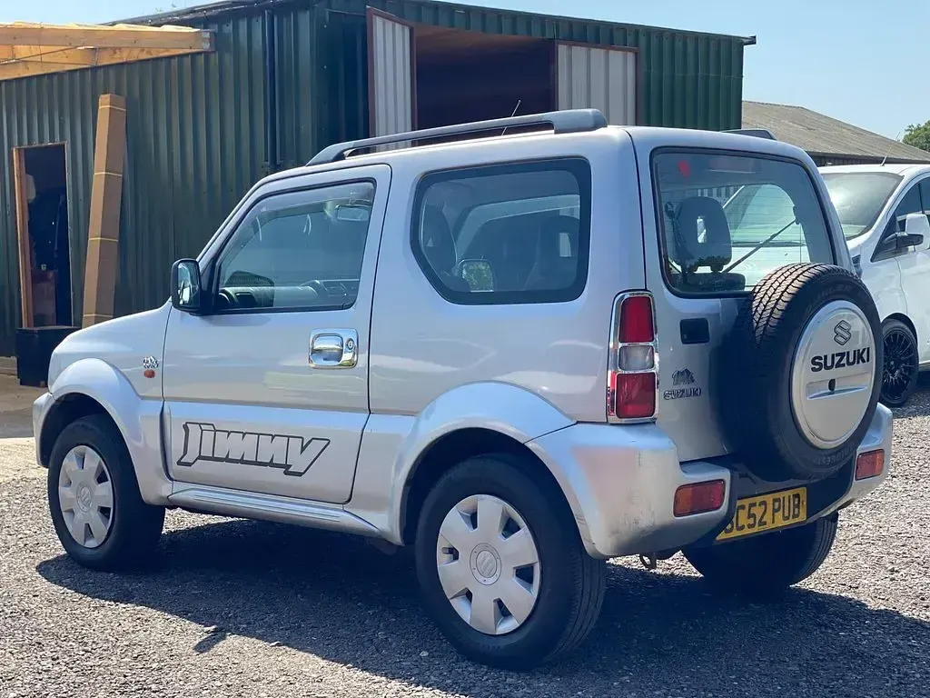 Used Suzuki Jimny 2003 Silver SUV
