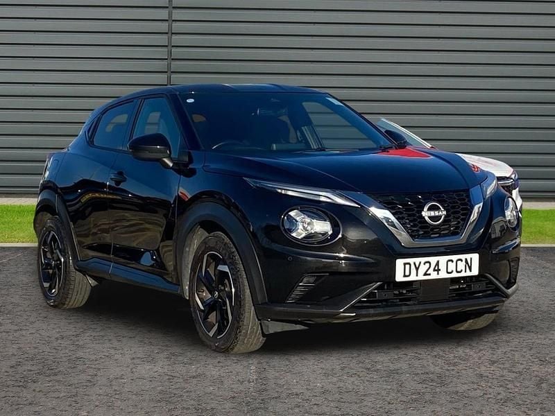 Black Used 2024 Nissan Juke N-Connecta SUV | £14,750 (Fair price) - Image 1/4