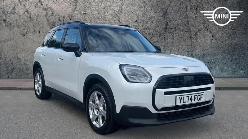 White Used 2025 Mini Countryman SUV | £29,139 (Super price) - Image 1/4