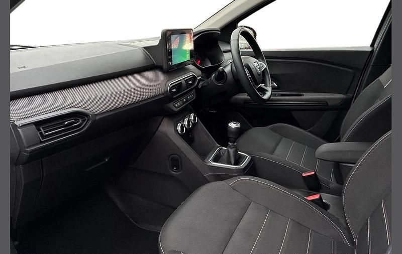 Used Dacia Jogger Extreme 108 HP (79 kW) 2023 White MPV