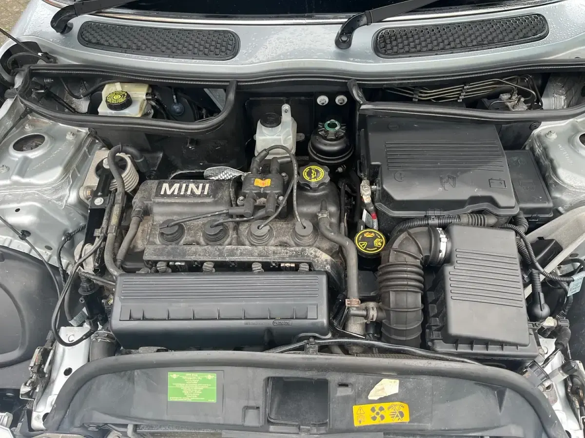 Used Mini Cooper Hatch 2003 Silver Hatchback
