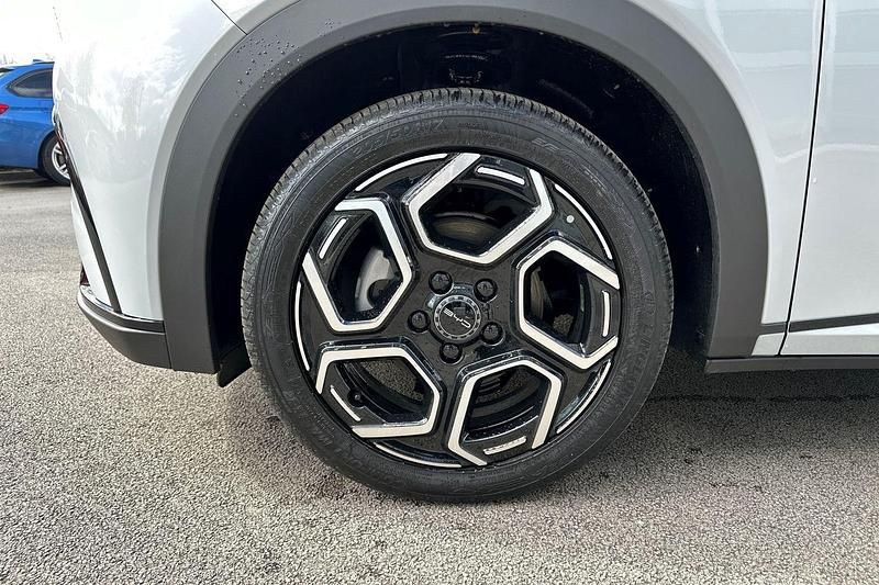 Used BYD Dolphin Comfort 11 kW (15 HP) 2024 Grey Hatchback