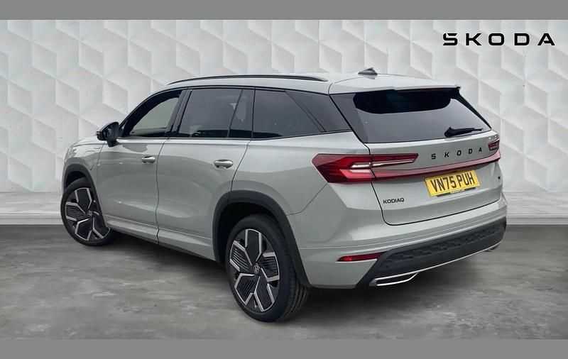 Used Skoda Kodiaq SportLine 200 HP (147 kW) 2026 Grey SUV