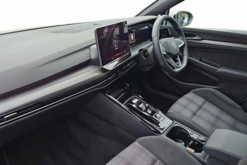 Used VW Golf VIII 272 HP (200 kW) 2024