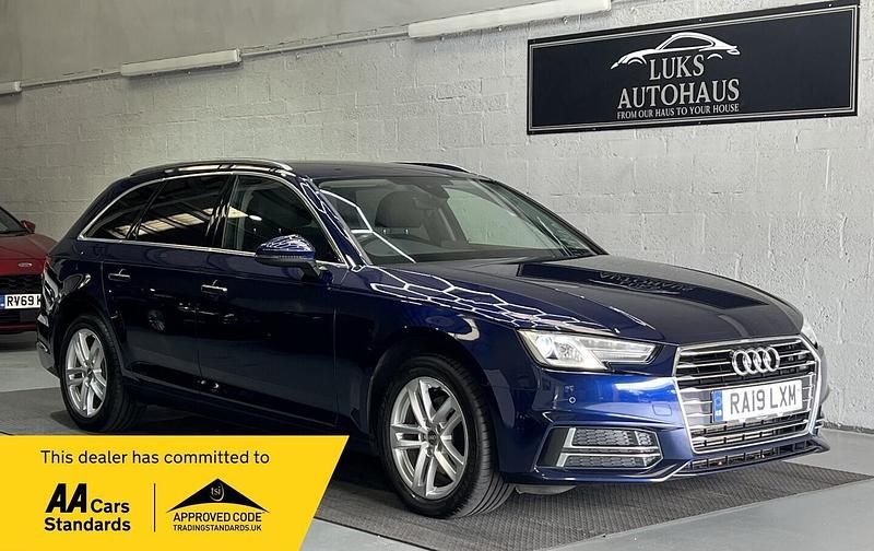 Blue Used 2019 Audi A4 Performance Estate | £10,397 (Good price) - Image 1/4