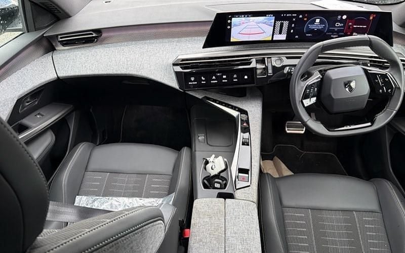 Used Peugeot 5008 GTi 136 HP (100 kW) 2025 Grey SUV