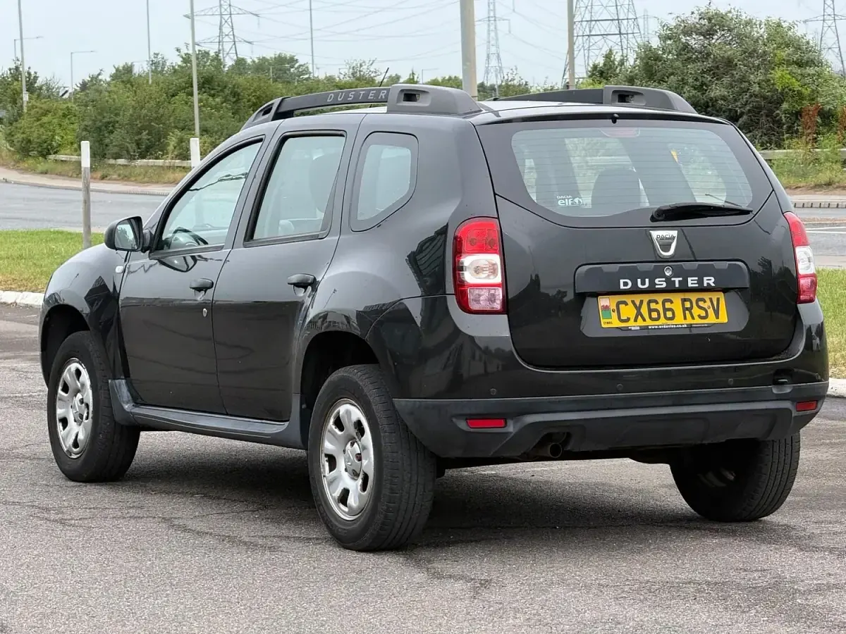 Used Dacia Duster Ambiance 2016 Black SUV