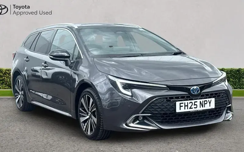 Used Toyota Corolla Design 140 HP (102 kW) 2025 Estate