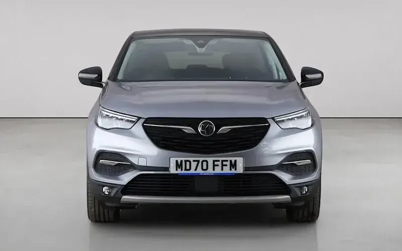 Used Vauxhall Grandland X SRi 131 HP (96 kW) 2021 Grey SUV