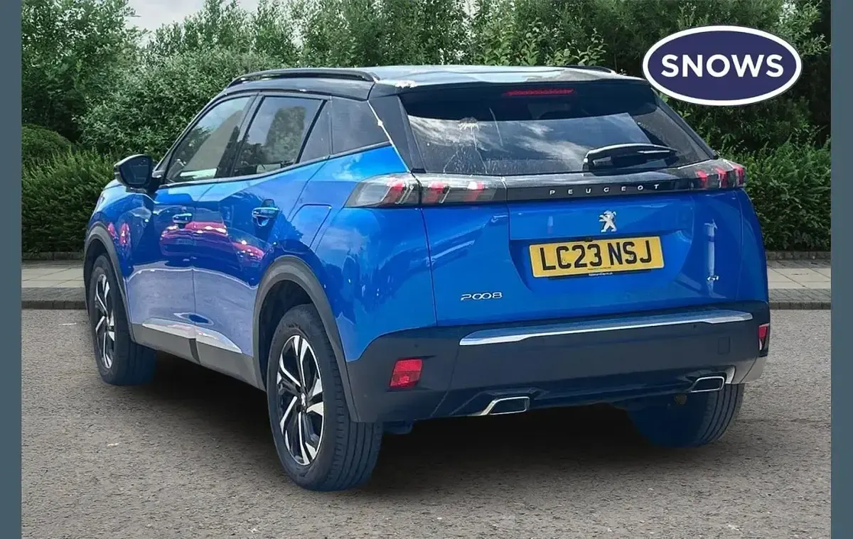 Used Peugeot 2008 GT 131 HP (96 kW) 2023 Blue SUV