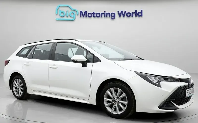 Used Toyota Corolla 140 HP (102 kW) 2024 Estate