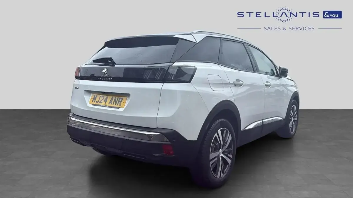 Used Peugeot 3008 Allure+ 134 HP (98 kW) 2024 White SUV