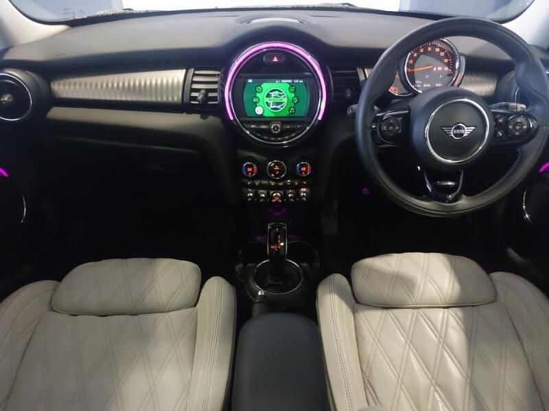 Used Mini Cooper Exclusive 136 HP (100 kW) 2019 Black Hatchback