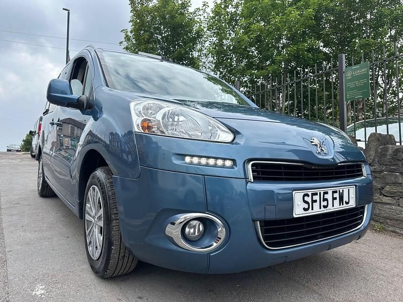 Blue Used 2015 Peugeot TePee S MPV | £6,995 - Image 1/4