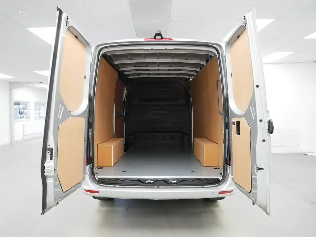Used Mercedes Sprinter Premium 150 HP (110 kW) 2023 Silver Van