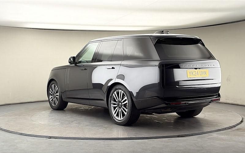 Used Land Rover Range Rover SE 300 HP (220 kW) 2024 Storm grey SUV