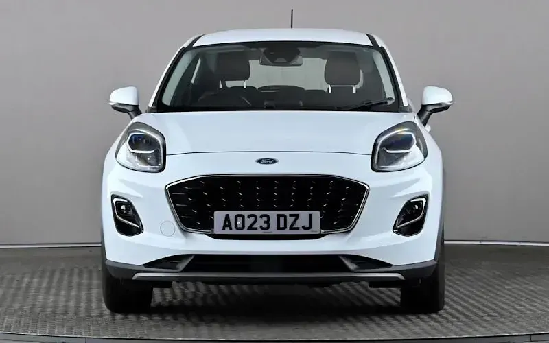 Used Ford Puma Titanium 155 HP (114 kW) 2023 White SUV