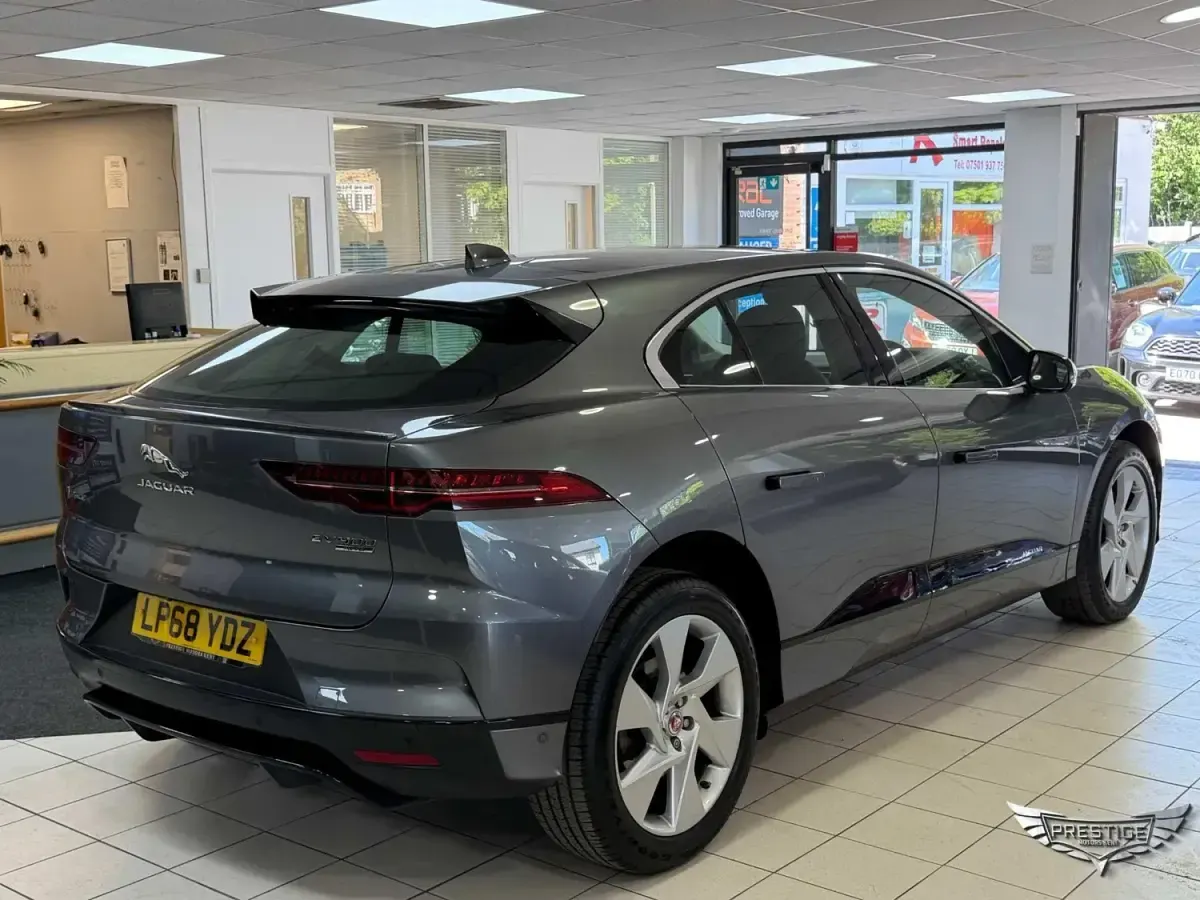 Używany Jaguar I-Pace SE 294 kW (400 KM) 2019 Szary SUV