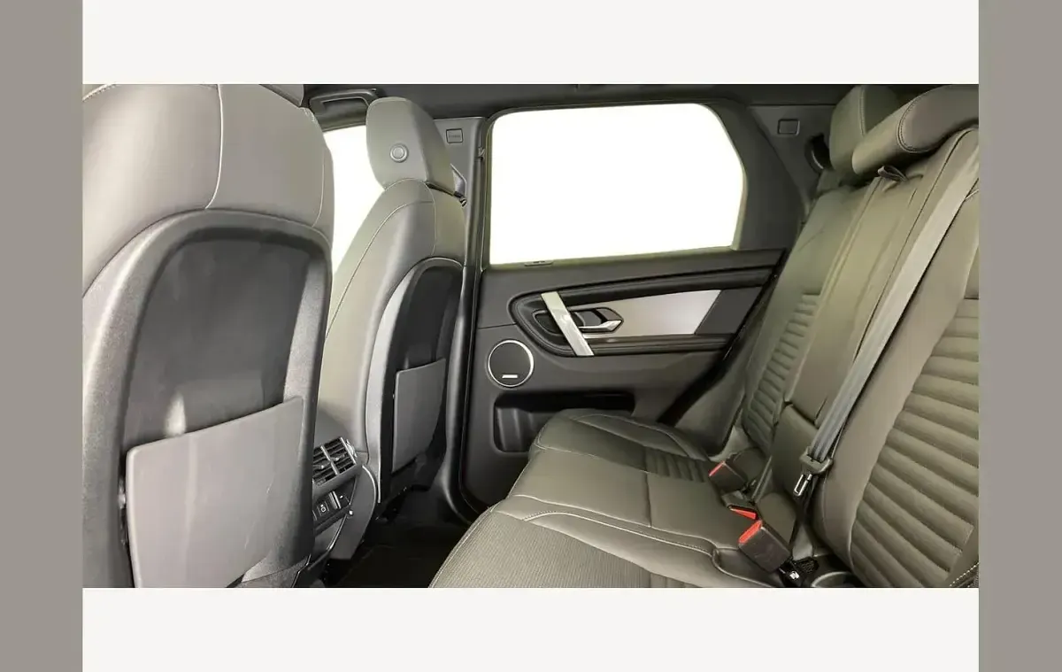 Used Land Rover Discovery Sport HSE Dynamic 204 HP (150 kW) 2024 Red SUV