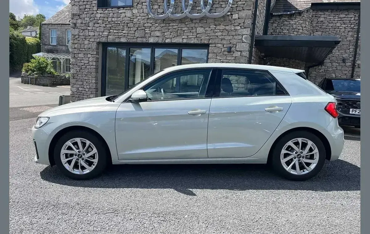 Used Audi A1 Sport 113 HP (83 kW) 2026 Silver SUV