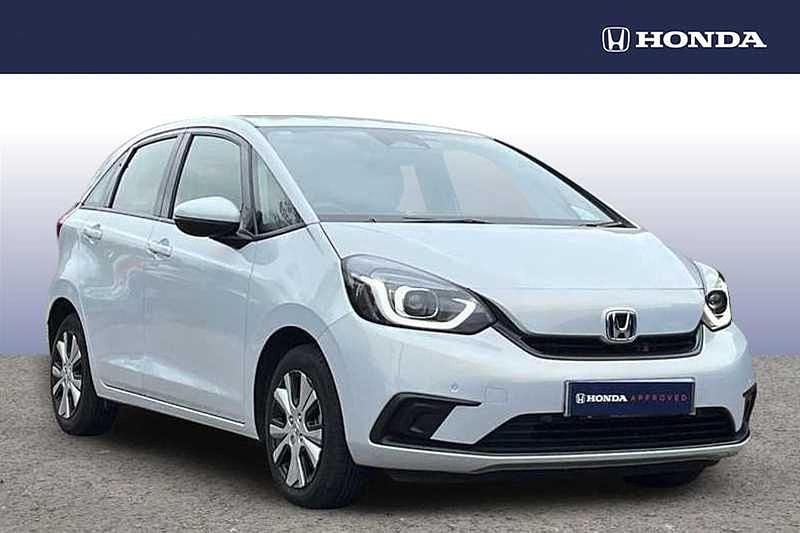 Used Honda Jazz Hybrid 109 HP (80 kW) 2021 White Hatchback